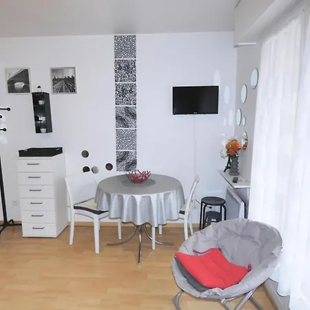 Résidence Le Saint Charles A - Et Moderne à 50m Des Thermes Chevalley ! Mae-7444